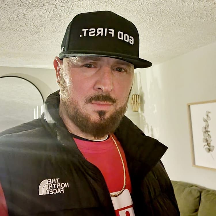 Corey Bozzo headshot